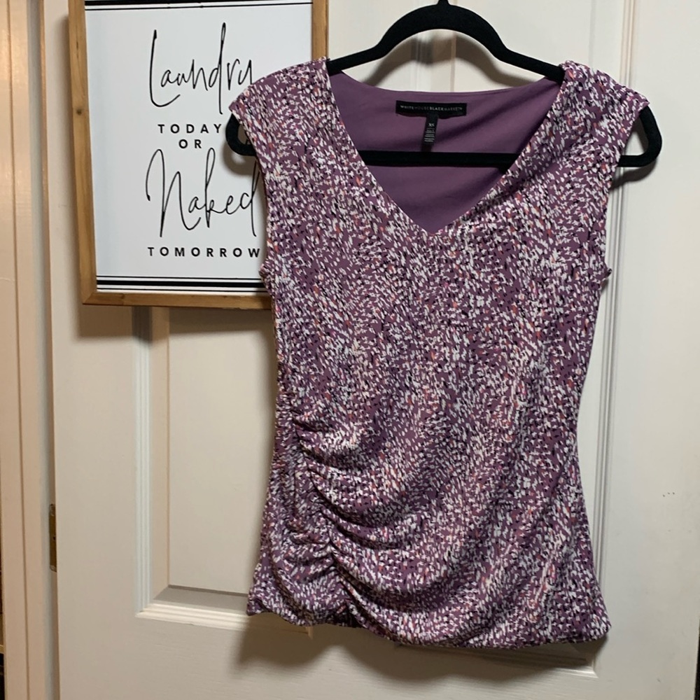 White House Black Market sleeveless purple top size XS EUC